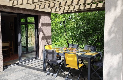 Espedaillac Maison | Modern house in quiet country setting in charming Lot village.