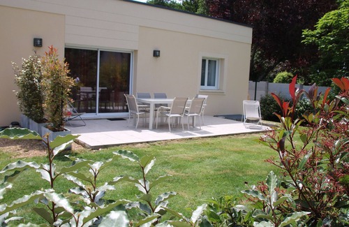Mignieres Cottage | Maison moderne proche de Chartres avec parking privé