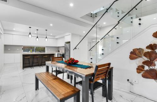 Lidcombe Maison | Modern House near Sydney Olympic Park