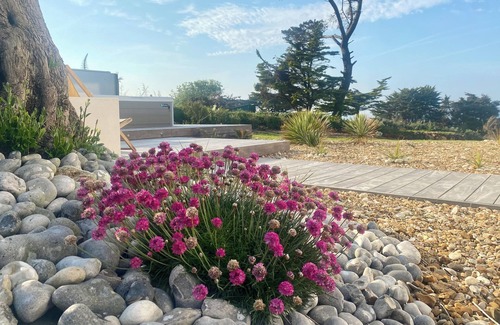 Kerlouet Maison | Maison moderne avec jardin, Vue mer, SPA, Accès direct GR34, Plage à 100 m