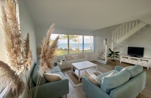 Kerlouet Maison | Maison moderne avec jardin, Vue mer, SPA, Accès direct GR34, Plage à 100 m