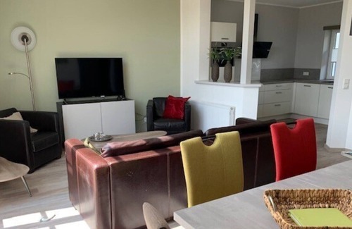 Diemelsee Maison | Bungalow for 5 people, modern and comfortably furnished.