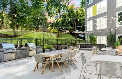 Forest Hills - Woodbourne Appartement | Modern Jamaica Plain 1BR w/ W/D nr Forrest Hills T, by Blueground