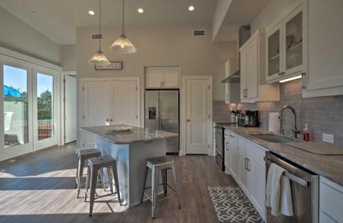 Point Venture Maison | Modern Lake Travis Haven with Resort Amenities!