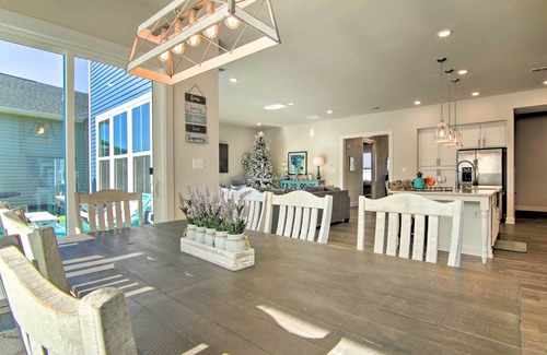 Lewes Maison | Modern Lewes Home w/ Deck, Grill + Pond View!