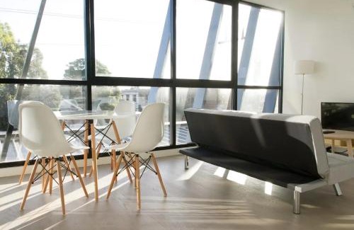 South Melbourne Appartement | Modern Light-Filled Luxury 1Bedroom Apartment in South Melbourne