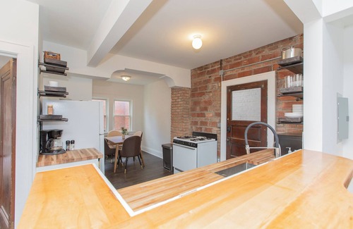 Lakewood Appartement | Modern Loft in Historic Birdtown - Unit 4