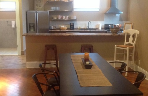 Tower Grove East Appartement | Moderne, Unité genre loft dans le quartier historique Tower Grove Zone