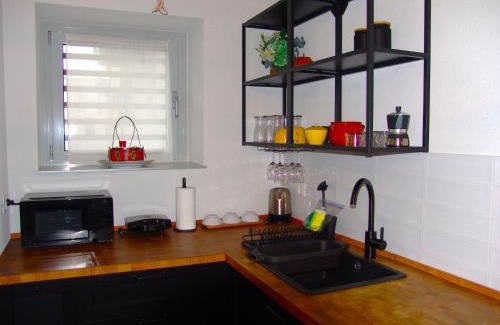 Bulciago Appartement | Modern Loft Near Lake Como