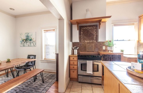 Independence Appartement | Modern Loft on the Historic Independence Square #B