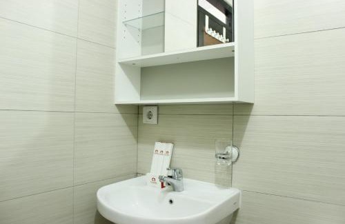 Cimahi Appartement | Modern Look 2BR Gateway Pasteur Apartment By Travelio