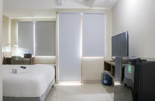 Duren Sawit Appartement | Modern Look and Homey Studio Apartment Gateway Park LRT City Jatibening By Travelio