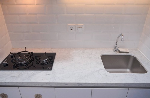 Ciputat Appartement | Modern Look Studio Apartment At Transpark Bintaro