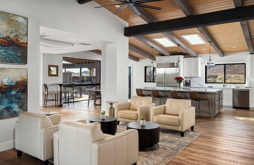 Cave Creek Maison | Modern Lookout - A Desert Point of View