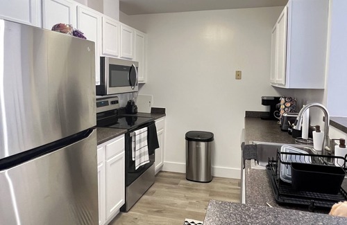 Downtown Appartement | Modern Luxe 1BR Apt in Downtown Stamford