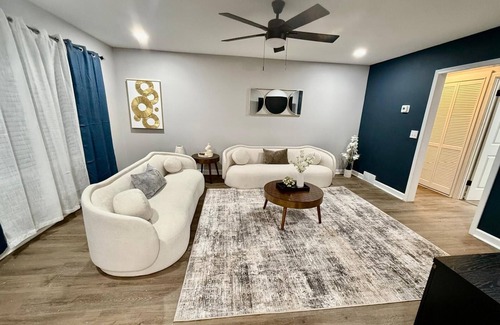 Lemont Maison | Modern Luxe Retreat
