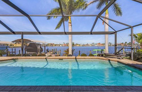 Eight Lakes Maison | Modern, Luxurious, Waterfront home with Heated Pool - Villa Dock Holiday - Roelens Vacations