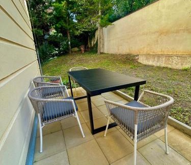 Prague 5 Appartement | Modern Luxury Apartment with Garden