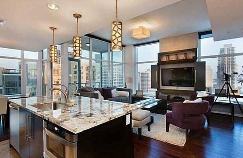 Downtown San Diego Copropriété | Modern Luxury Condo exécutif dans la tour la plus prestigieuse de la Petite Italie!