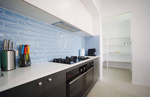 Sunnybank Hills Maison | Modern Luxury Family 5Bedrooms