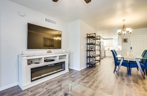 Tucson Copropriété | Condo de luxe moderne Foothills avec une vue magnifique sur les montagnes.