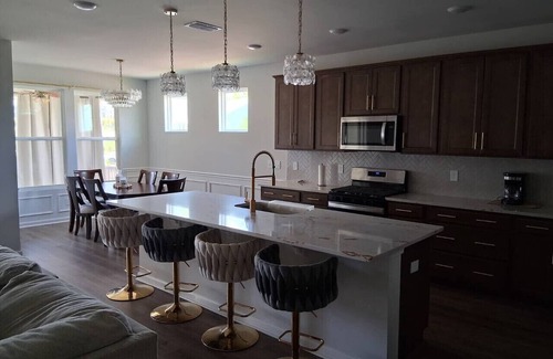 Blythewood Appartement | Modern Luxury Oasis w/ Shared Pool