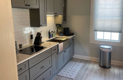 Bassett Copropriété | Modern meets Classic: condo on the Smith River