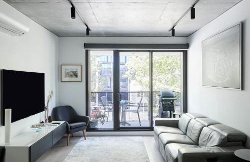North Melbourne Appartement | 'Modern Minimalism' Slate Chic in the City