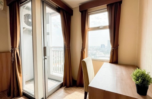 Panunggangan Utara Appartement | Modern Minimalist Studio (No Kitchen) At Great Western Apartment