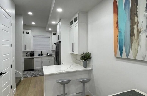 Wolf Creek Maison | Modern Mountain Escape | Cozy Retreat with Stunning Views