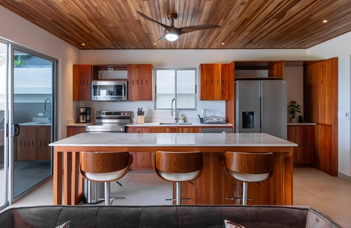 Chontales Maison | Modern mountain side villa with stunning ocean view. 20 minutes to the beach!