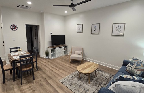 Oxford Copropriété | Modern new 1-Bedroom condo, sleeps 4, close to Ole Miss in wonderful Oxford