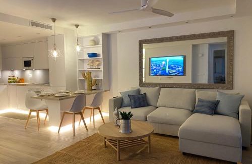 Puerto Banus Appartement | Modern new apartment, sea view and private parking