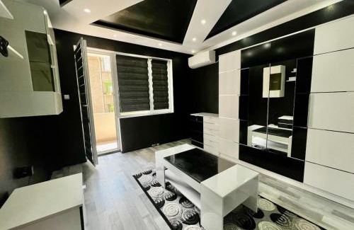 Targovishte Appartement | Modern Nostalgia Apartment