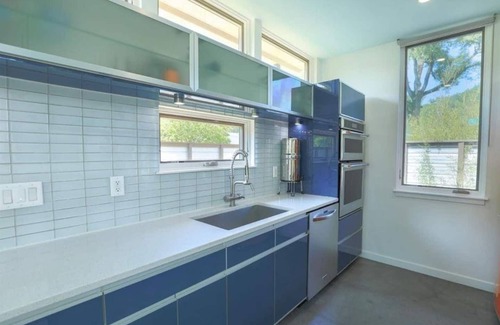 Miller Beach Maison | Modern Oasis 2 blocks to Beach Rooftop Terrace