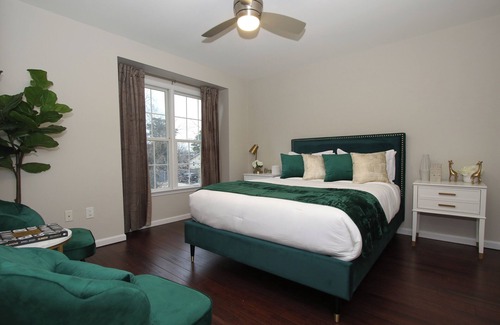 Ocean Acres Maison | Modern Ocean Acres Getaway Private w/Pool & Patio