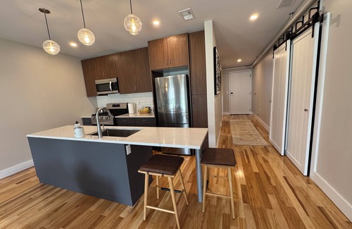 Old West Side Appartement | Modern One Bedroom Apartment in the Heart of Downtown Ann Arbor