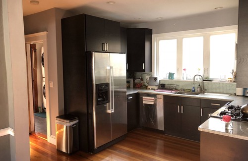 South Medford Appartement | Modern Open Concept 2 bedroom Near Tufts & Davis Square