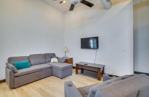Cashton Appartement | Modern, Open-Concept Apartment Downtown Cashton!