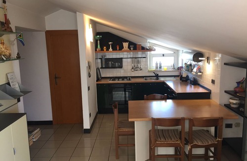 Giulianova Appartement | penthouse moderne avec une grande terrasse avec vue sur la mer situé à 150 mètres de la plage
