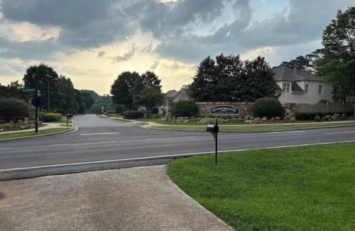 Marietta Maison | Modern Ranch in West Cobb in Upscale Neighborhood