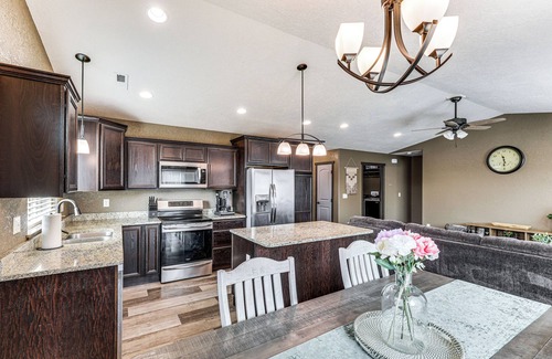 Rapid City Maison | Modern Rapid City Duplex w/ Yard: 5 Mi to Downtown