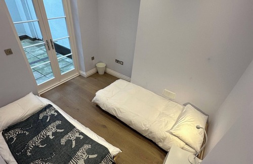 Vincent Square Appartement | Modern refurbished 2 bedroom apartment in the heart of London