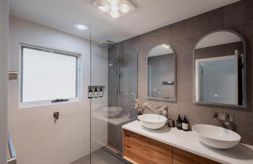 Bellerive Appartement | Modern refurbished unit in charming Bellerive