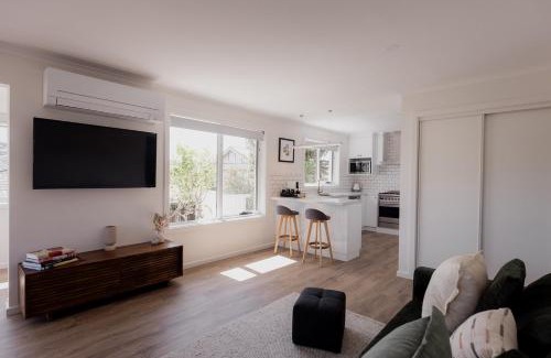 Bellerive Appartement | Modern refurbished unit in charming Bellerive