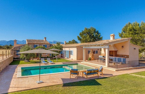 Sencelles Villa | Maison de campagne moderne et rénovée avec Wi-Fi, piscine, terrasses et grand jardin