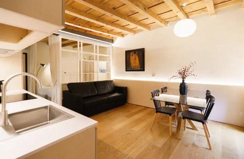 Citta Antica Appartement | Résidence moderne avec balcons donnant sur la Piazza Erbe