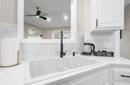 Springfield Maison | Modern Retreat w/ Hot Tub, Game Room & King Suite! & More