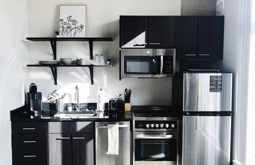 River North Art District Appartement | Modern RiNo 1BR Retreat