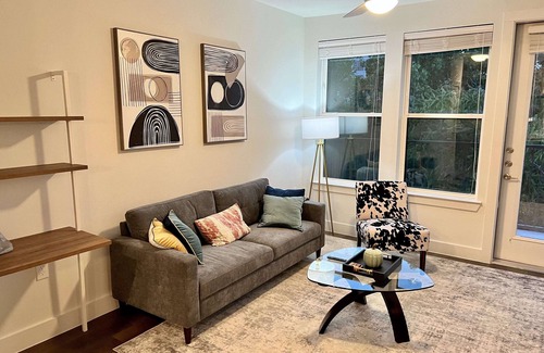 Dallas Copropriété | Modern Romantic luxurious 1Br condo White Rock Lake Dallas